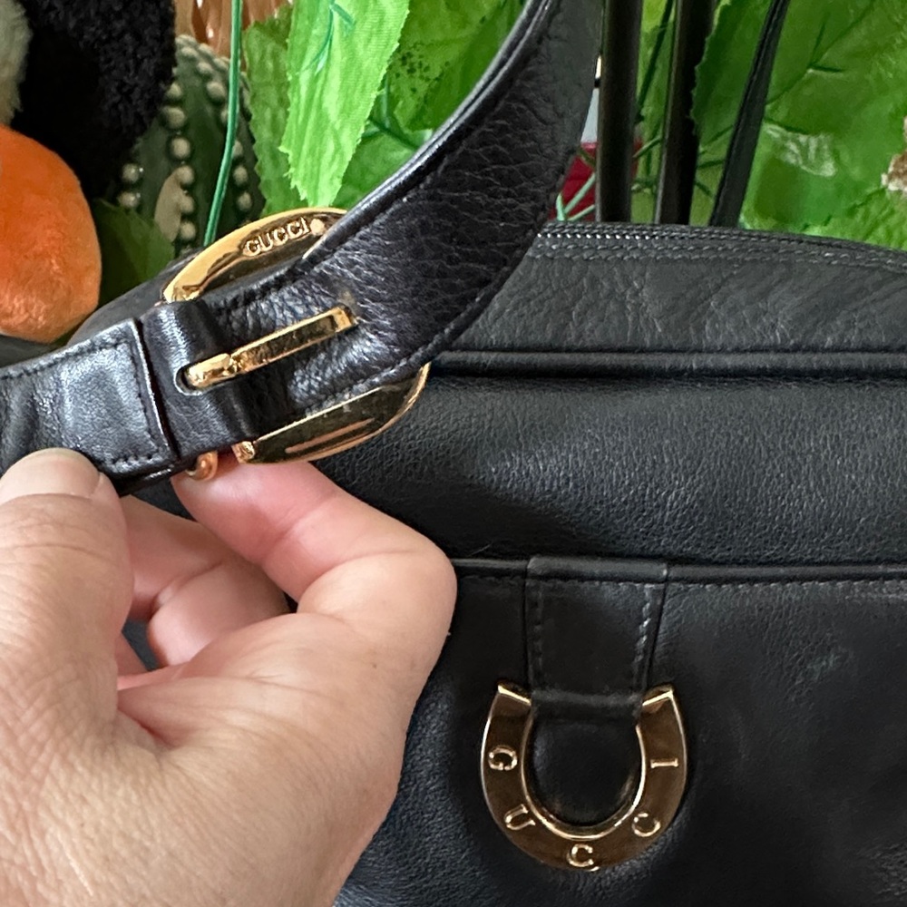 Gucci Jackie vintage Black Leather Shoulder Bag with Gold Detail - Picture 4 of 16
